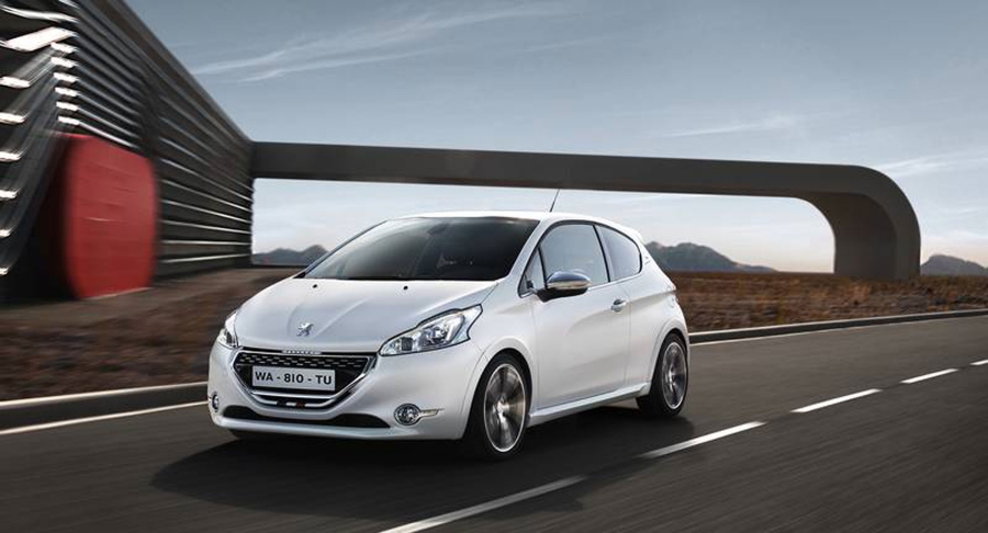 Peugeot busca a los mejores pilotos para conducir el 208 GTi