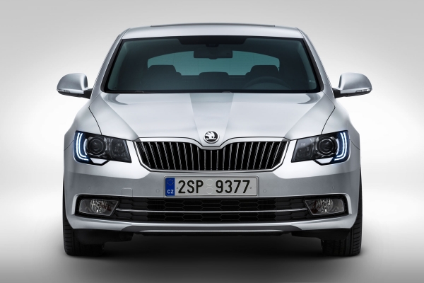 Skoda presenta un Superb renovado